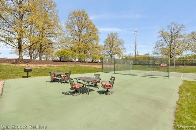 5000 Town Center 2605, Southfield, MI 48075
