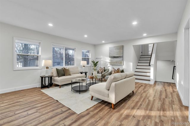 8165 Leonard Drive, Holly Township, MI 48442