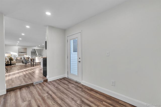 8165 Leonard Drive, Holly Township, MI 48442