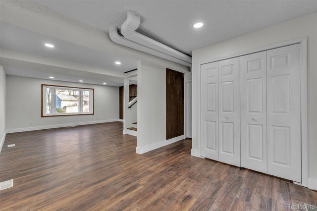 8165 Leonard Drive, Holly Township, MI 48442