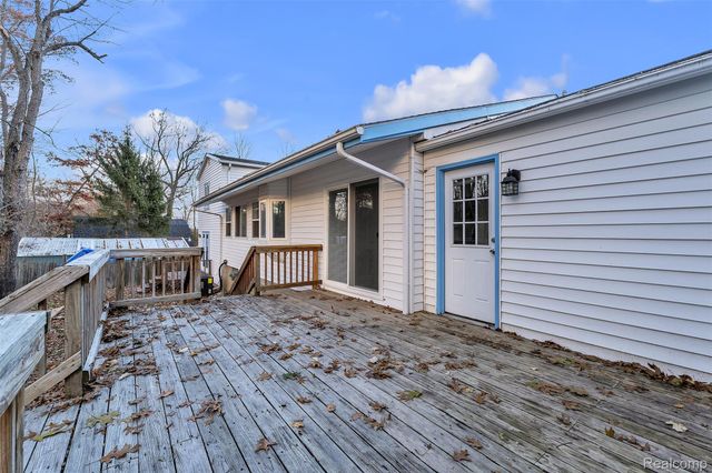 8165 Leonard Drive, Holly Township, MI 48442