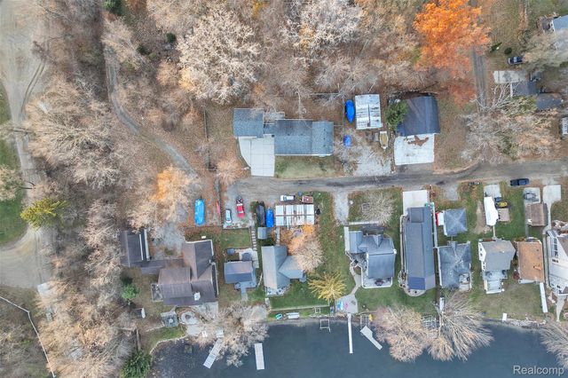 8165 Leonard Drive, Holly Township, MI 48442