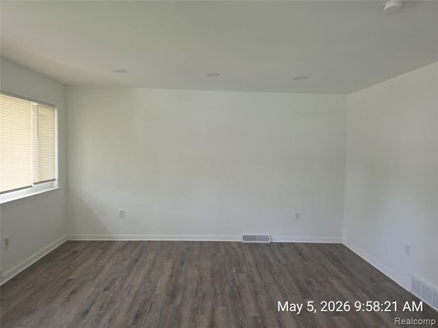 4843 Katherine Street, Dearborn Heights, MI 48125