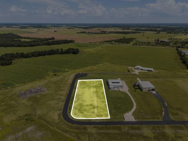 7915 Meteor Drive, Sealy, TX 77474