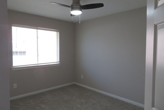 1606 Caslyn Drive, Rosenberg, TX 77471