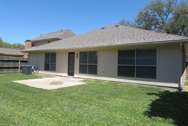 1606 Caslyn Drive, Rosenberg, TX 77471