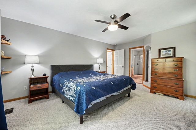 3169 Natures Place Drive SE, Lowell, MI 49331