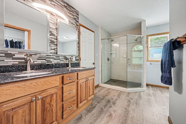 3169 Natures Place Drive SE, Lowell, MI 49331