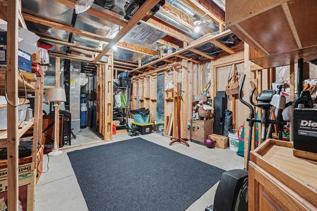 3169 Natures Place Drive SE, Lowell, MI 49331