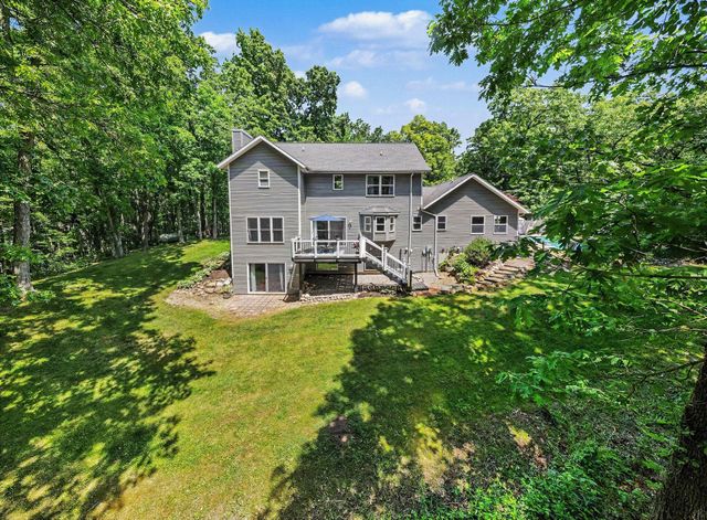 3169 Natures Place Drive SE, Lowell, MI 49331