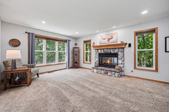 3169 Natures Place Drive SE, Lowell, MI 49331