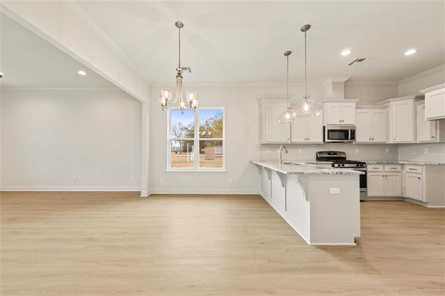 284 Hines Drive, Sulphur, LA 70665