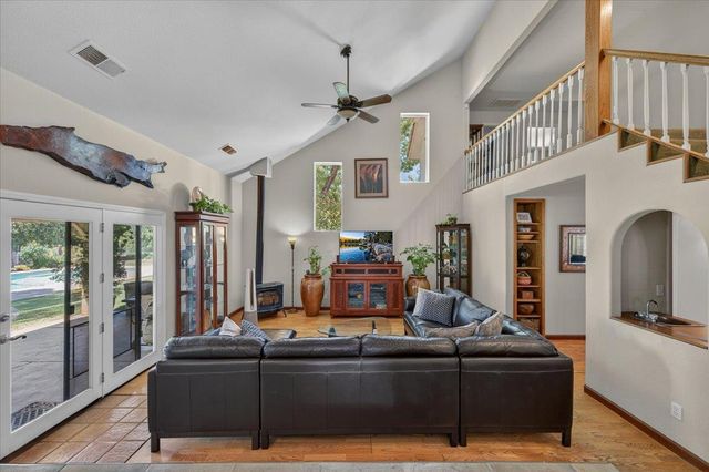 6155 Dockery Avenue, Clovis, CA 93619