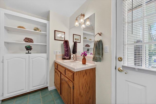 6155 Dockery Avenue, Clovis, CA 93619