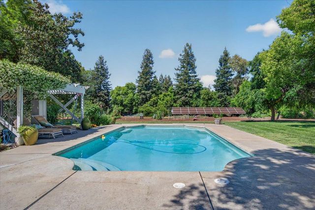 6155 Dockery Avenue, Clovis, CA 93619