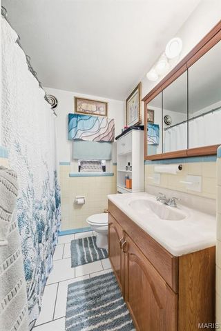 1225 Sunbeam Lane, St Louis, MO 63137