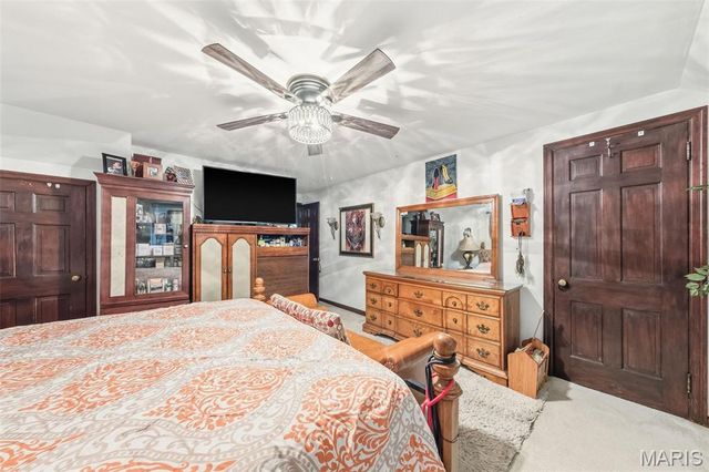 1225 Sunbeam Lane, St Louis, MO 63137