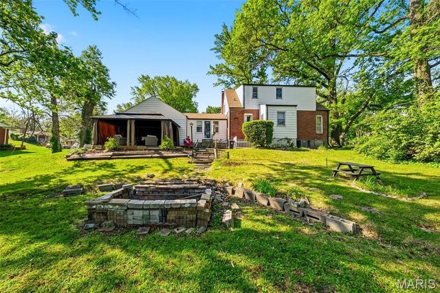 1225 Sunbeam Lane, St Louis, MO 63137