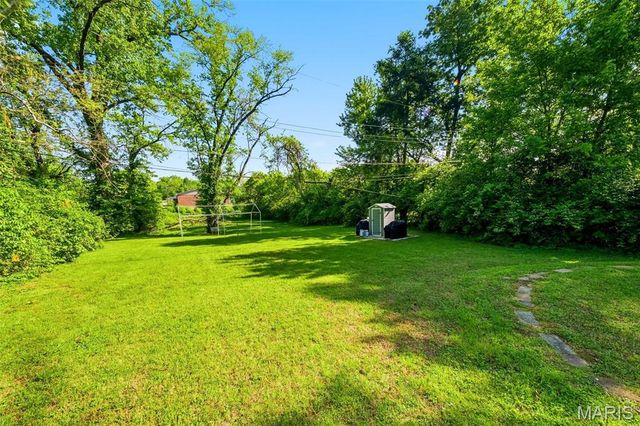 1225 Sunbeam Lane, St Louis, MO 63137