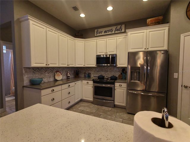 6618 EMMA JANE LANE, Plant City, FL 33565