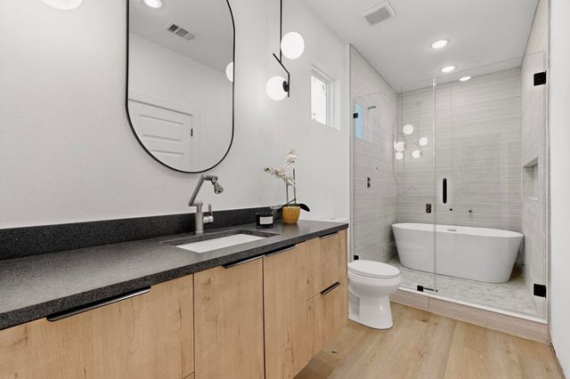 2413 Hooper Street, Dallas, TX 75215