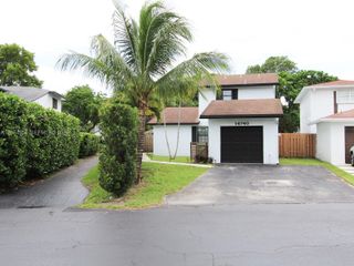 14740 SW 108th Ter 0, Miami, FL 33196
