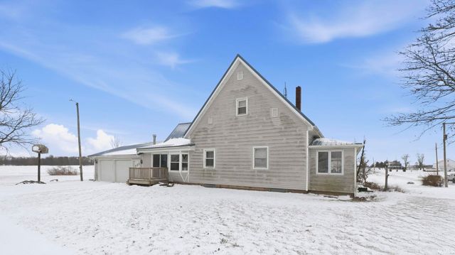 4751 S 100 E Road, Bluffton, IN 46714