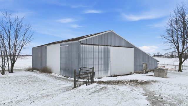4751 S 100 E Road, Bluffton, IN 46714