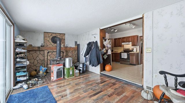 4751 S 100 E Road, Bluffton, IN 46714