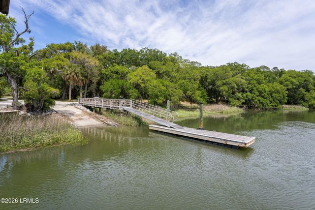 245 Distant Island Drive, Beaufort, SC 29907