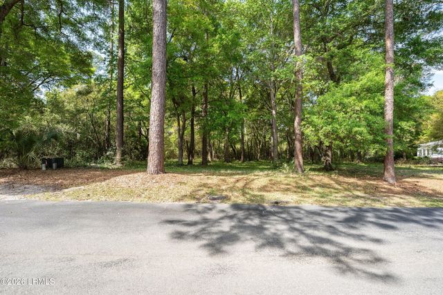 245 Distant Island Drive, Beaufort, SC 29907