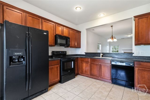 27 Hartland Court, Savannah, GA 31407