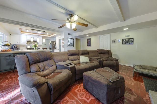 10926 Cochran Ave, Riverside, CA 92505
