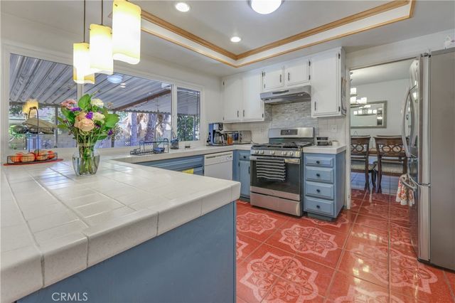 10926 Cochran Ave, Riverside, CA 92505