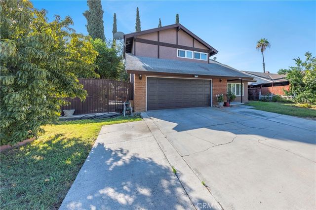 10926 Cochran Ave, Riverside, CA 92505