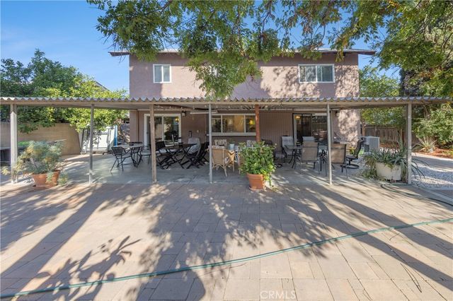 10926 Cochran Ave, Riverside, CA 92505