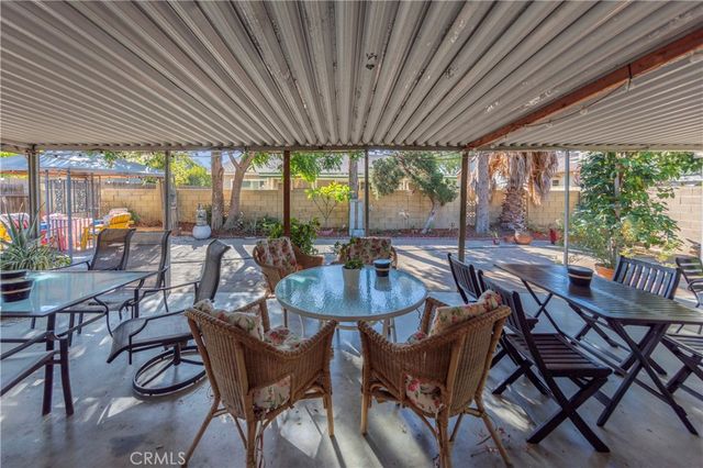 10926 Cochran Ave, Riverside, CA 92505