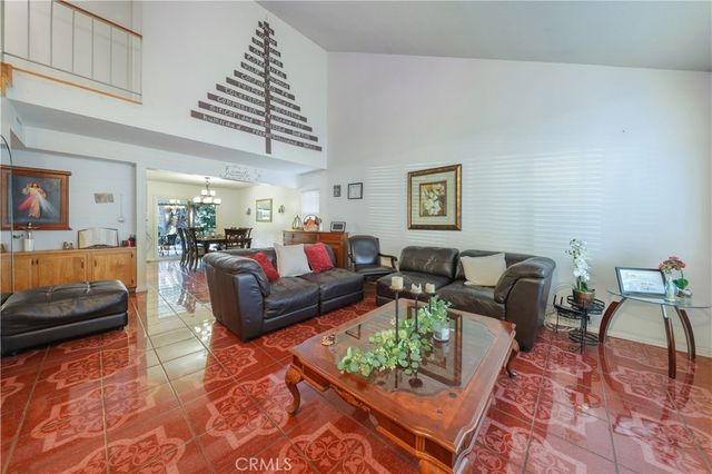 10926 Cochran Ave, Riverside, CA 92505