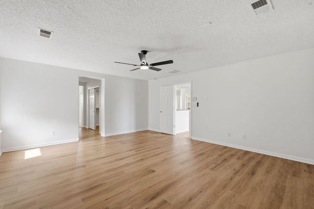 1308 Summer Breeze Drive NW, Albuquerque, NM 87120