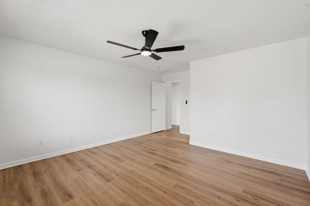 1308 Summer Breeze Drive NW, Albuquerque, NM 87120