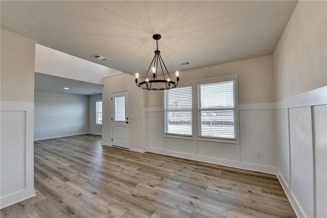 676 Rodeo Drive, Auburn, GA 30011