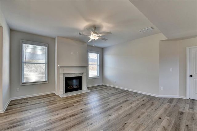 676 Rodeo Drive, Auburn, GA 30011
