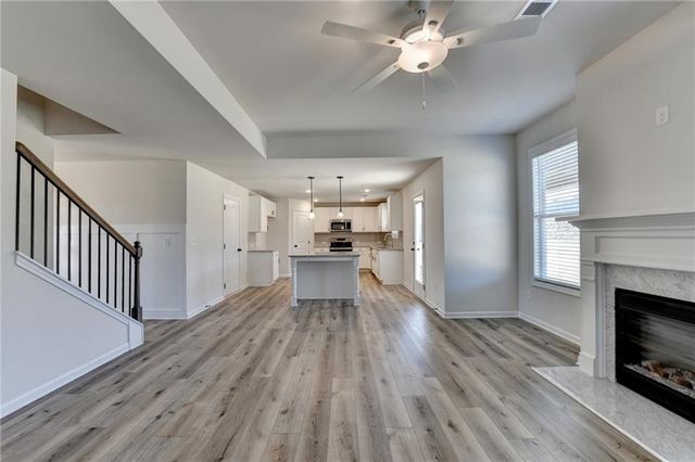 676 Rodeo Drive, Auburn, GA 30011