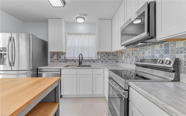 3506 Davies CT, Virginia Beach, VA 23462