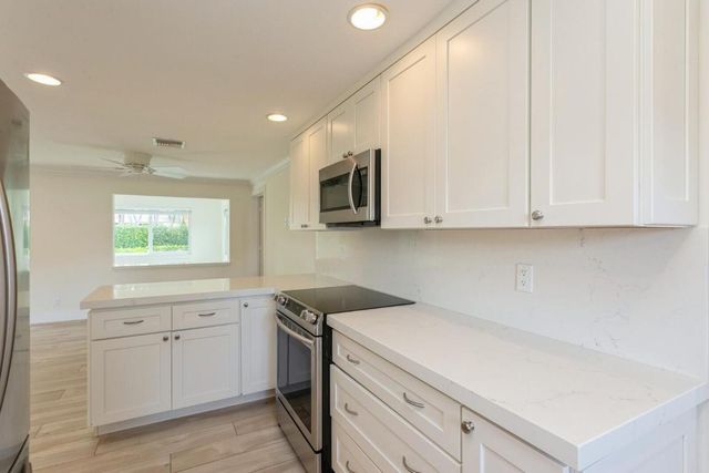 1615 Venus Avenue, Jupiter, FL 33469