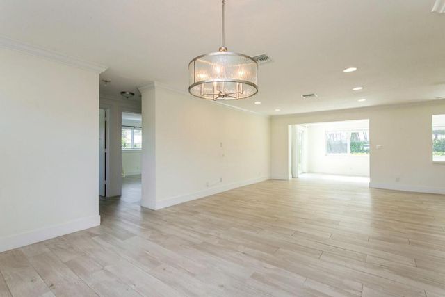 1615 Venus Avenue, Jupiter, FL 33469