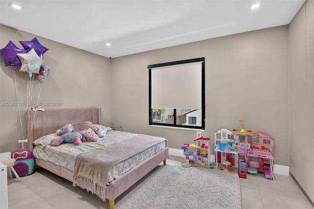 10746 Charleston Place, Cooper City, FL 33026