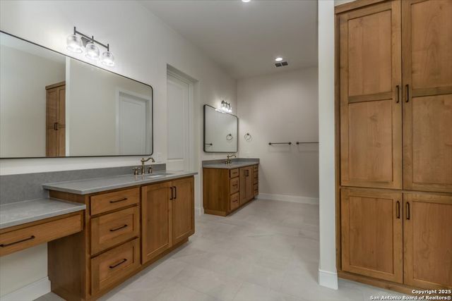 26819 Pecan Bluff, Boerne, TX 78006