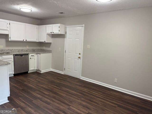 203 Westland Circle SW, Marietta, GA 30064