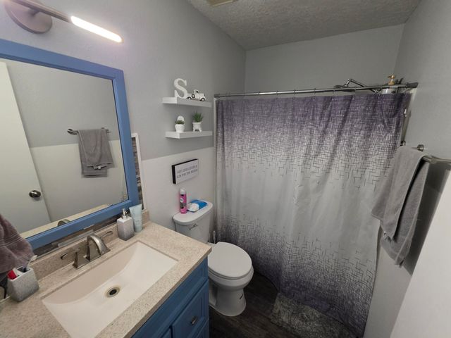 7908 April Flower Road SW, Albuquerque, NM 87121